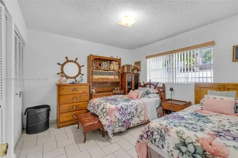 12273 SW 27th Street Miami FL 33175