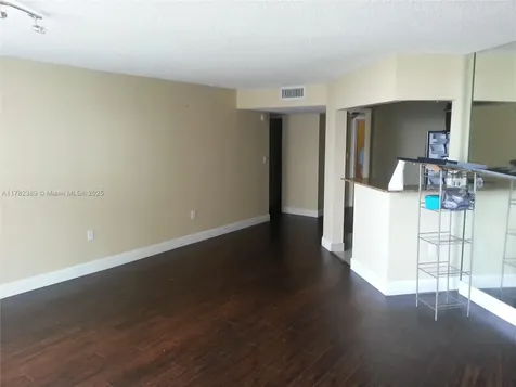 2750 NE 183rd Street Aventura FL 33160