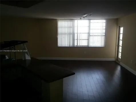 2750 NE 183rd Street Aventura FL 33160