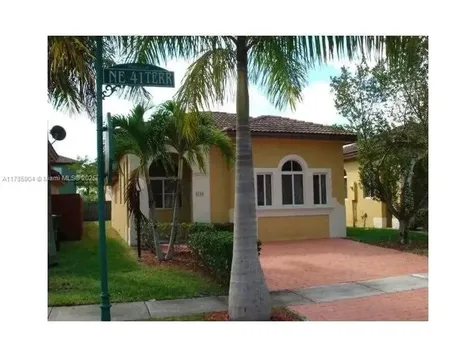 2540 NE 41st Terrace Homestead FL 33033