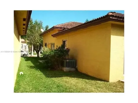 2540 NE 41st Terrace Homestead FL 33033