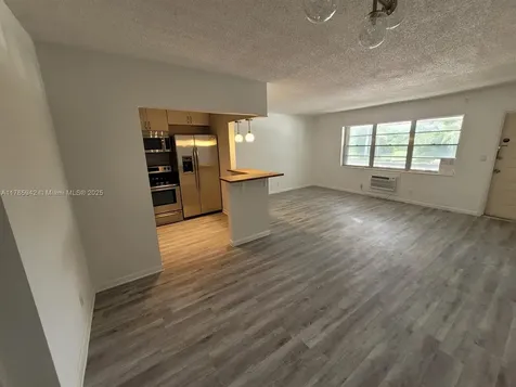 14 Salisbury A West Palm Beach FL 33417