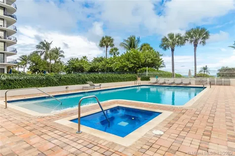 8855 Collins Avenue Surfside FL 33154