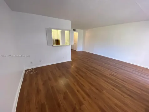 381 Fanshaw J Boca Raton FL 33434