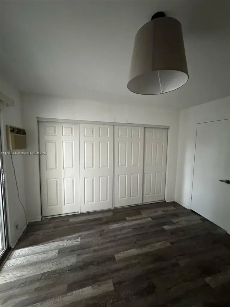 22 Suffolk A Boca Raton FL 33434