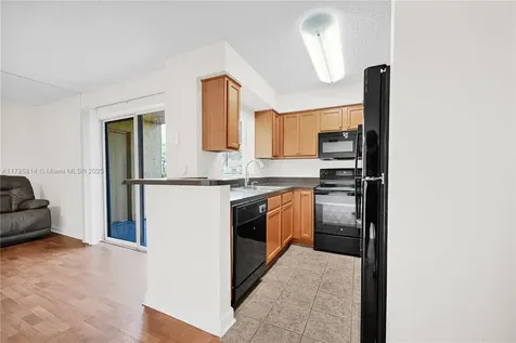 7640 Westwood Drive Tamarac FL 33321