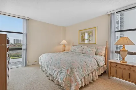 3625 N Country Club Drive Aventura FL 33180