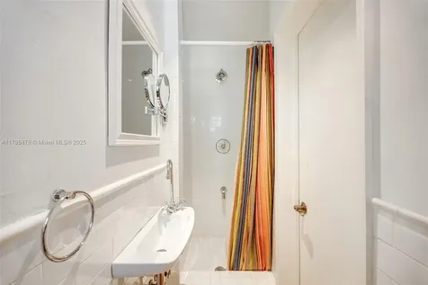 2450 SW 23rd Avenue Miami FL 33145
