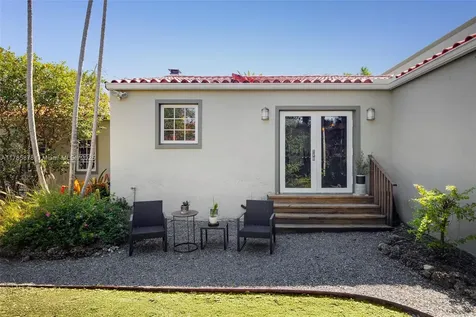 2450 SW 23rd Avenue Miami FL 33145