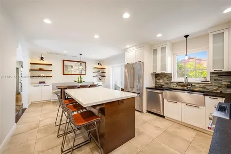 2450 SW 23rd Avenue Miami FL 33145