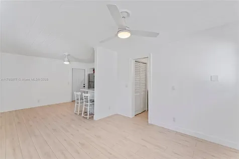 422 31st Street West Palm Beach FL 33407