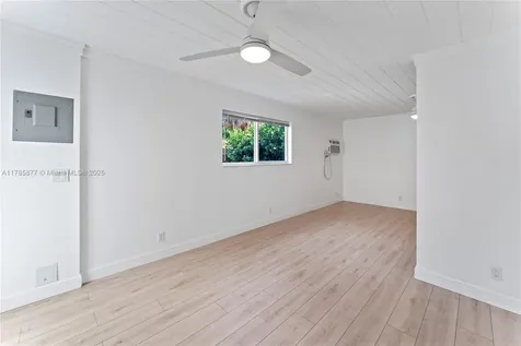 422 31st Street West Palm Beach FL 33407