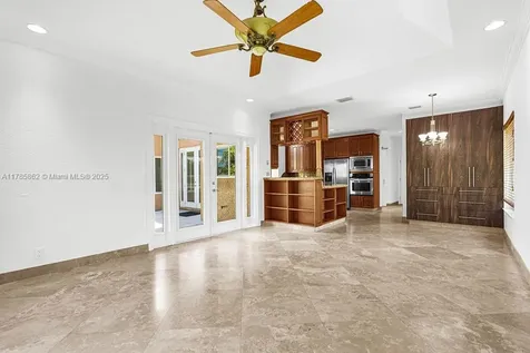 11201 SW 1st Street Plantation FL 33325