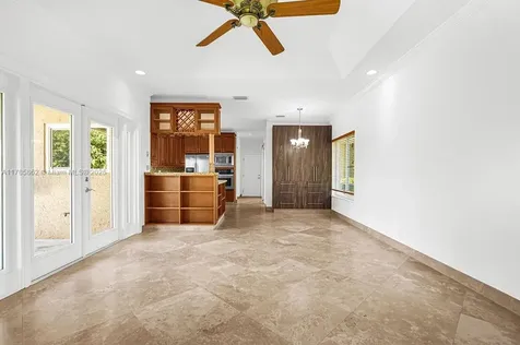 11201 SW 1st Street Plantation FL 33325