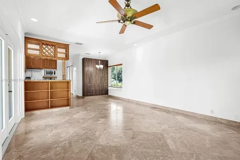 11201 SW 1st Street Plantation FL 33325