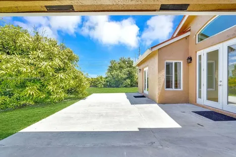 11201 SW 1st Street Plantation FL 33325