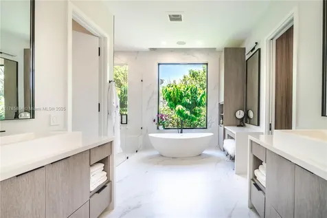 9350 SW 81st Avenue Miami FL 33156