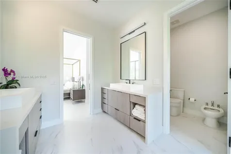 9350 SW 81st Avenue Miami FL 33156