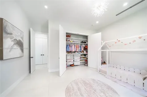 9350 SW 81st Avenue Miami FL 33156