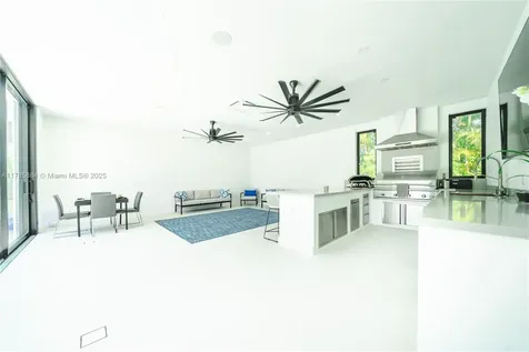 9350 SW 81st Avenue Miami FL 33156