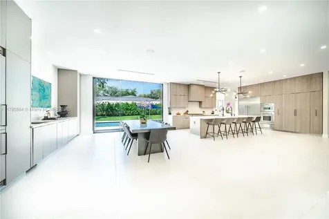 9350 SW 81st Avenue Miami FL 33156