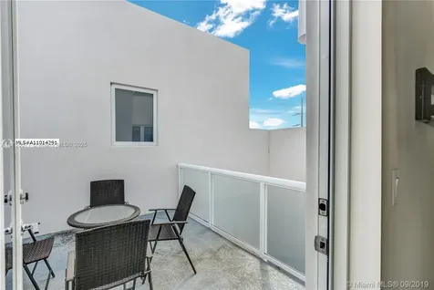 10550 NW 63rd Terrace Doral FL 33178