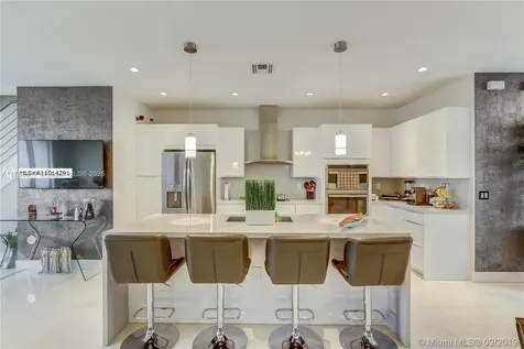 10550 NW 63rd Terrace Doral FL 33178
