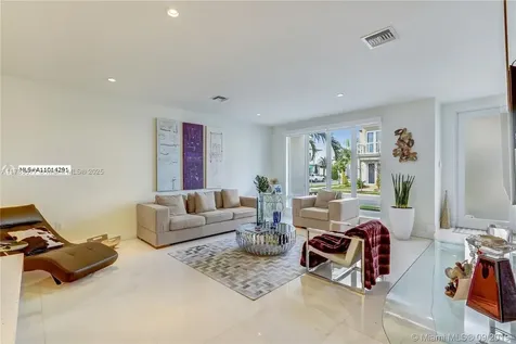 10550 NW 63rd Terrace Doral FL 33178