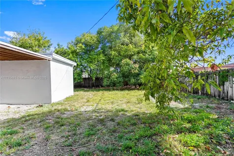 18420 NW 42nd Avenue Miami Gardens FL 33055