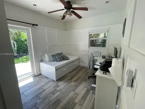 101 SW 101st Terrace Plantation FL 33324