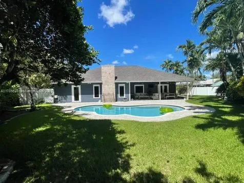 101 SW 101st Terrace Plantation FL 33324