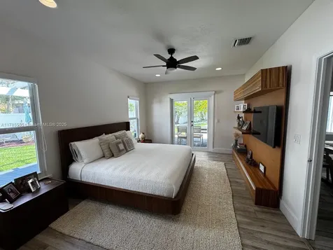 101 SW 101st Terrace Plantation FL 33324