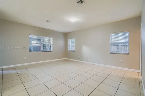 146 NE 36th Terrace Homestead FL 33033