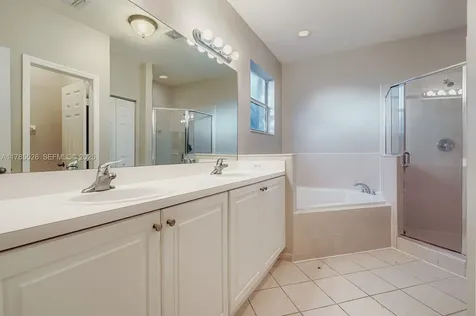 146 NE 36th Terrace Homestead FL 33033