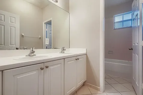 146 NE 36th Terrace Homestead FL 33033