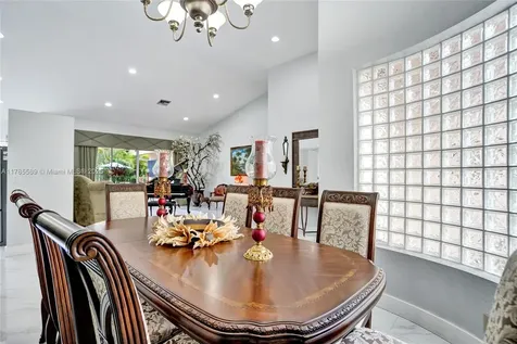 1543 NW 182nd Way Pembroke Pines FL 33029