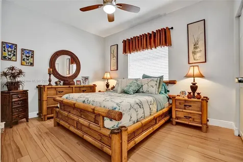 1543 NW 182nd Way Pembroke Pines FL 33029