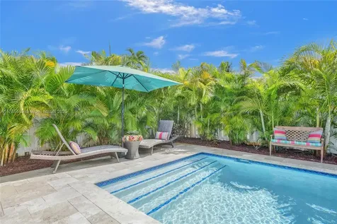 1543 NW 182nd Way Pembroke Pines FL 33029