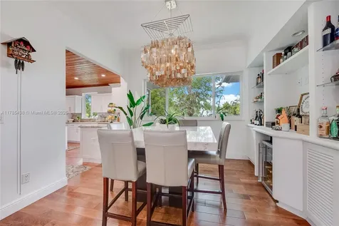 695 Bella Vista Avenue Coral Gables FL 33156