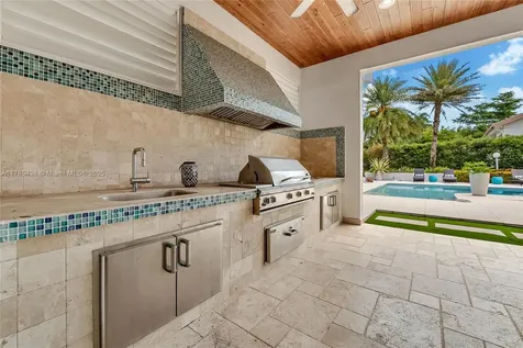 695 Bella Vista Avenue Coral Gables FL 33156