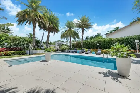 695 Bella Vista Avenue Coral Gables FL 33156