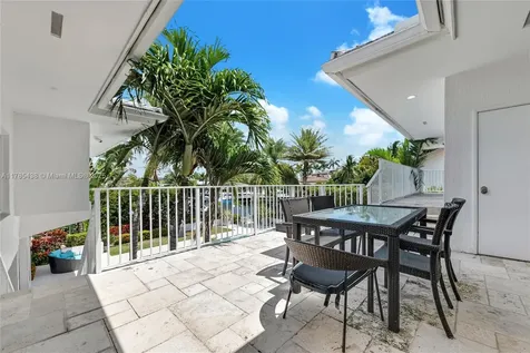 695 Bella Vista Avenue Coral Gables FL 33156