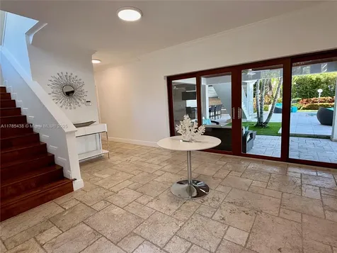 695 Bella Vista Avenue Coral Gables FL 33156