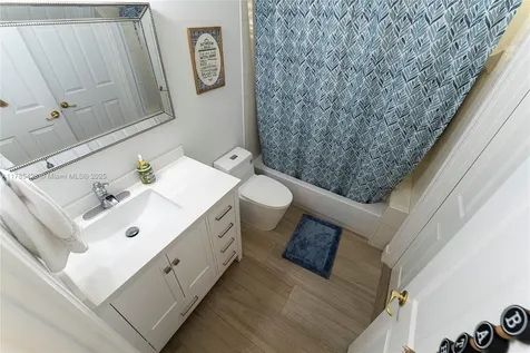 4023 W Lake Estates Drive Davie FL 33328