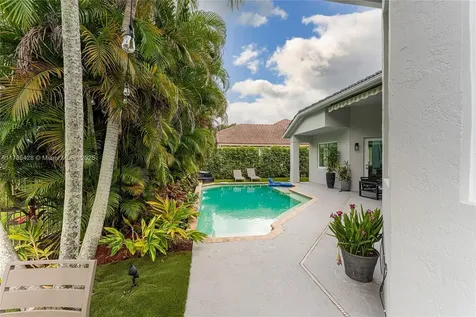 4023 W Lake Estates Drive Davie FL 33328