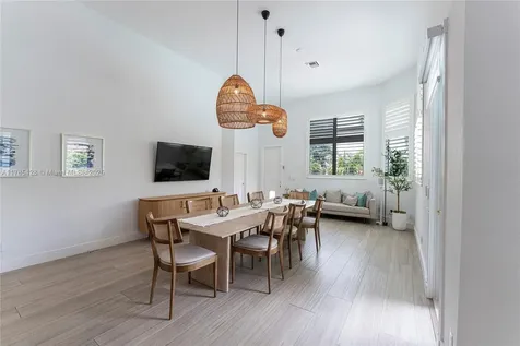 4023 W Lake Estates Drive Davie FL 33328