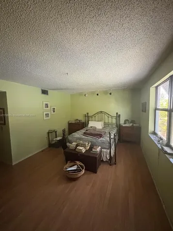 1678 NW 113th Way Pembroke Pines FL 33026
