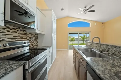 18506 NW 24th Place Pembroke Pines FL 33029