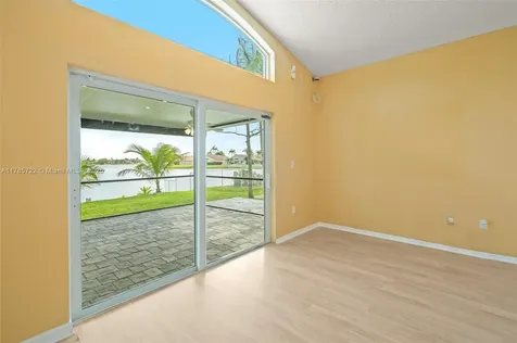 18506 NW 24th Place Pembroke Pines FL 33029