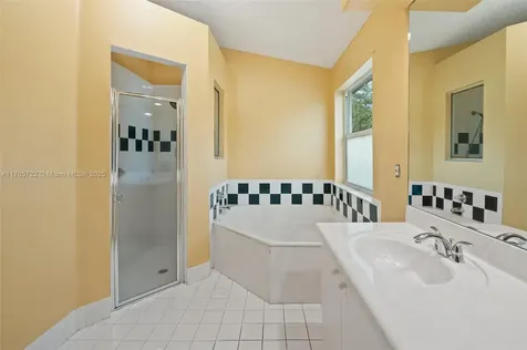 18506 NW 24th Place Pembroke Pines FL 33029